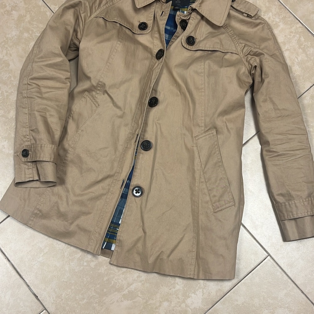 Banana Republic Tan Utility Jacket with Timeless Appeal